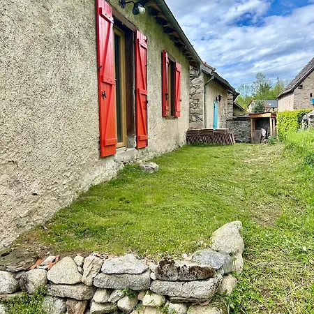 Chez Barque, Cominac * Erce